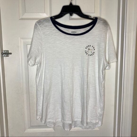 Old Navy NYE Here for the Cheer Tee Size L - Picture 1 of 7